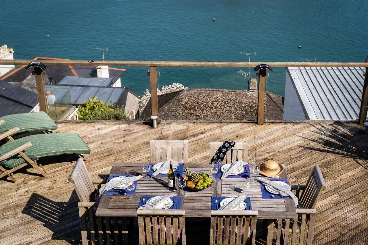 Holiday home Uphigh - Elevated Family With Stunning River Views *