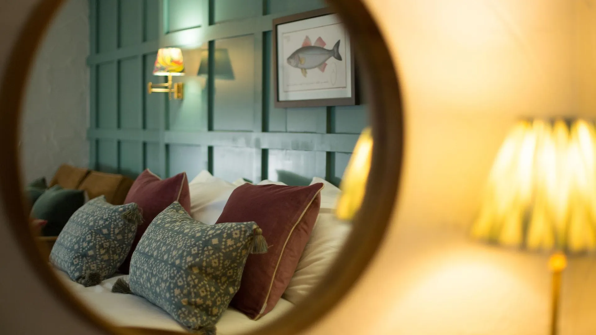 Bayards Cove 3*