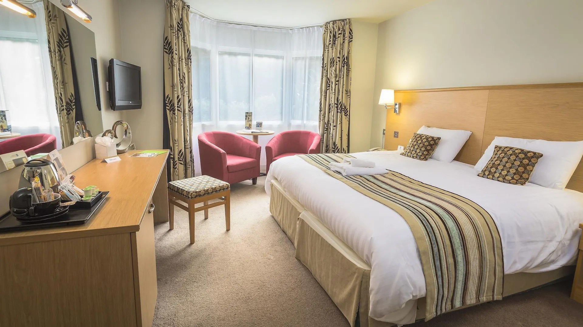 Western The Hotel, Golf & Dartmouth
