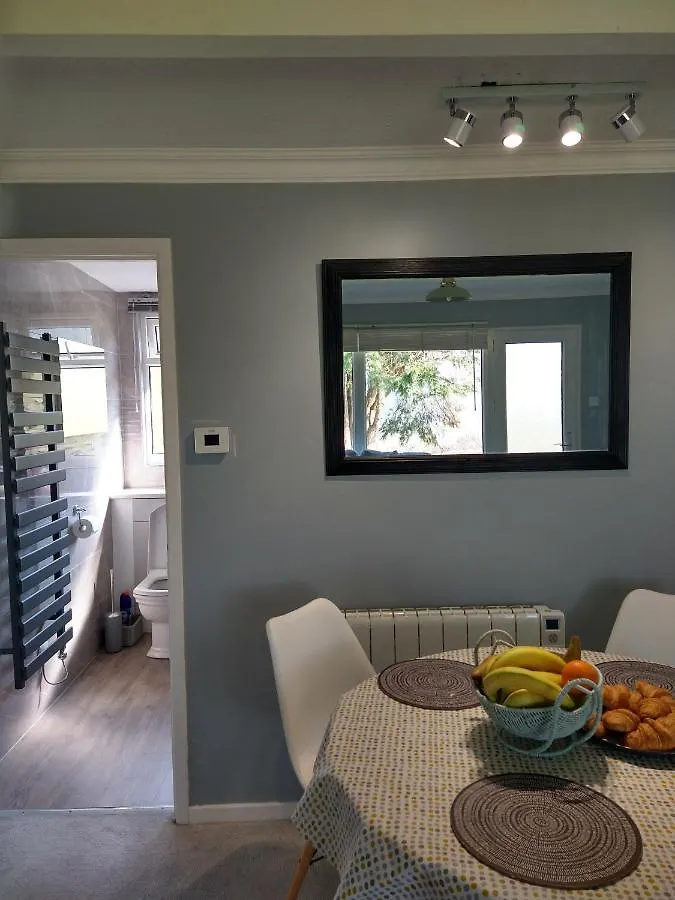 238 Norton Park, 2 Bed With Free Parking Chalet