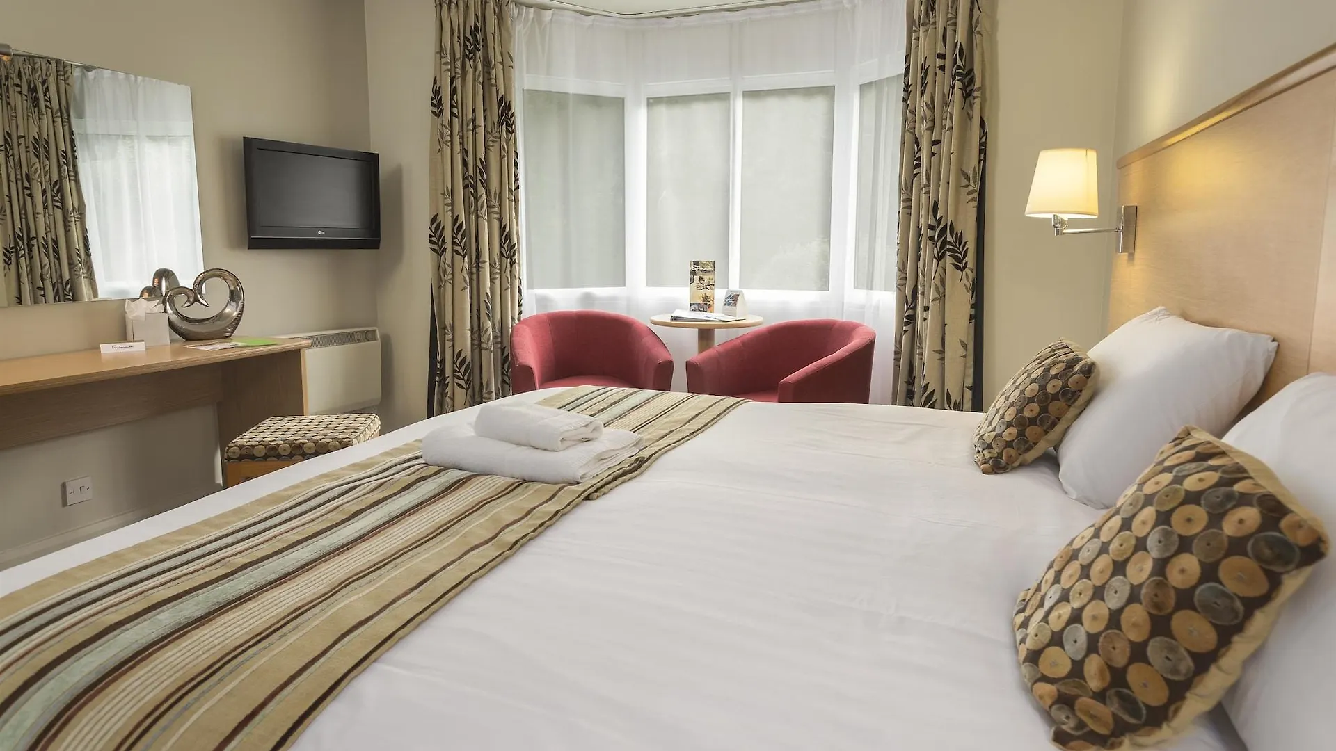 Country house Western The Hotel, Golf & *