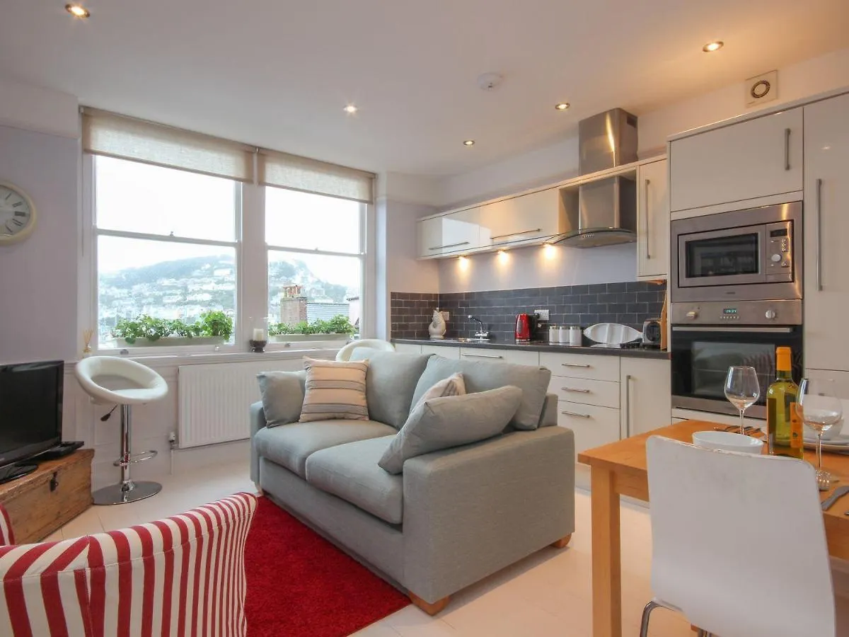 Apartment Flat 1, 32 Newcomen Road Dartmouth