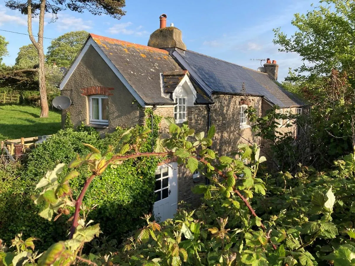 Yew Tree Holiday home Dartmouth
