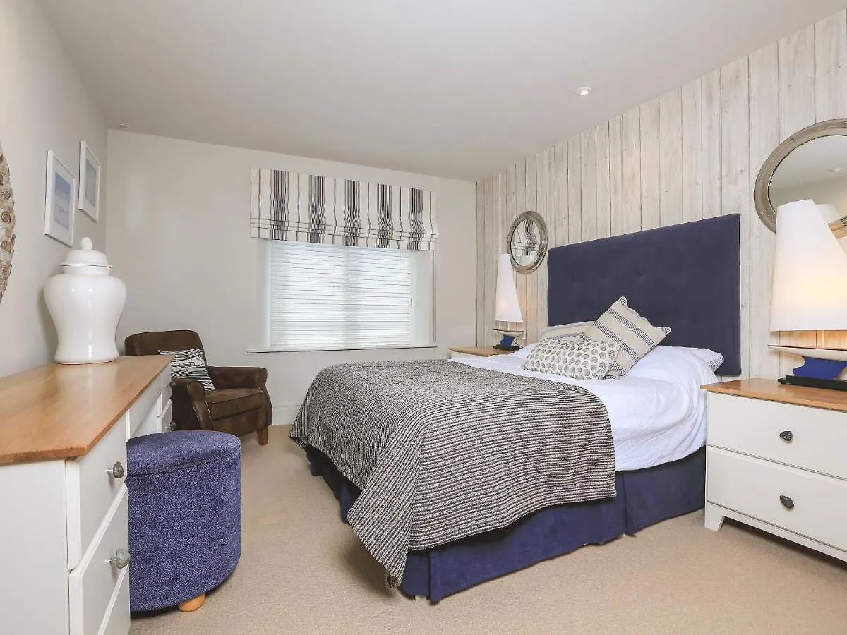 Apartment Quayside, Dart Marina *