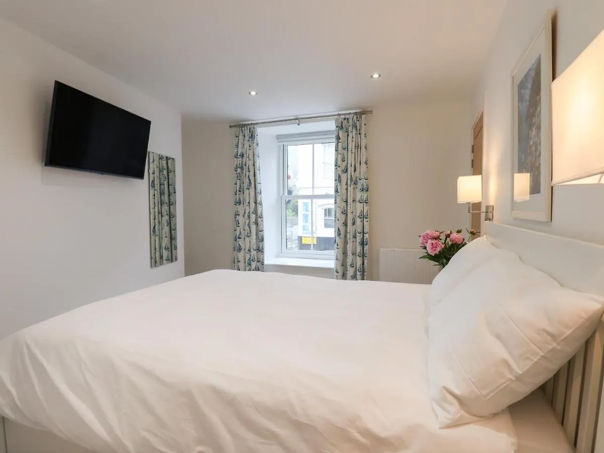 Holiday home Ferryside Dartmouth