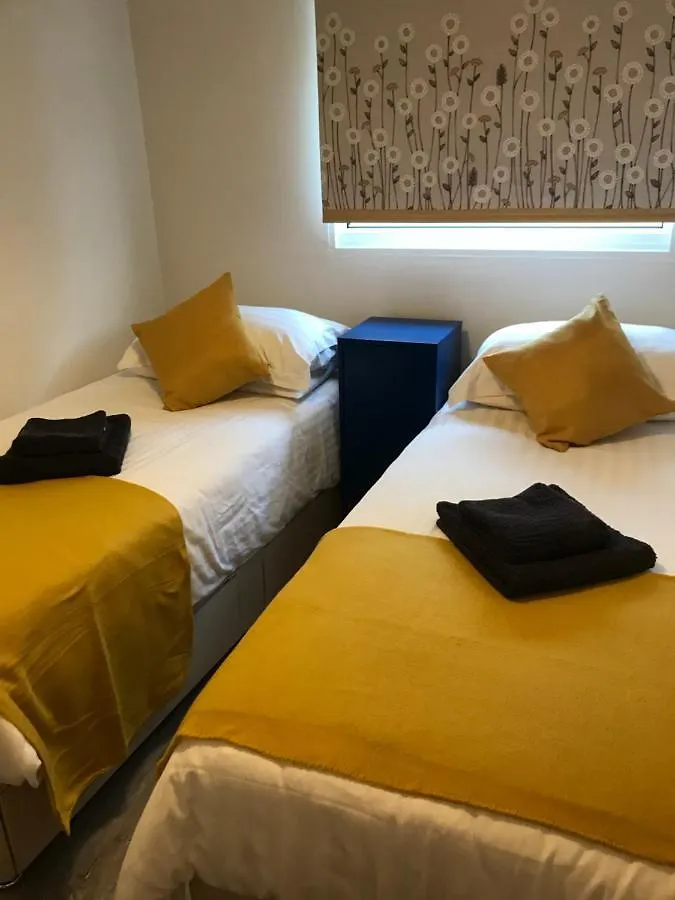 310 Norton Park Apartment