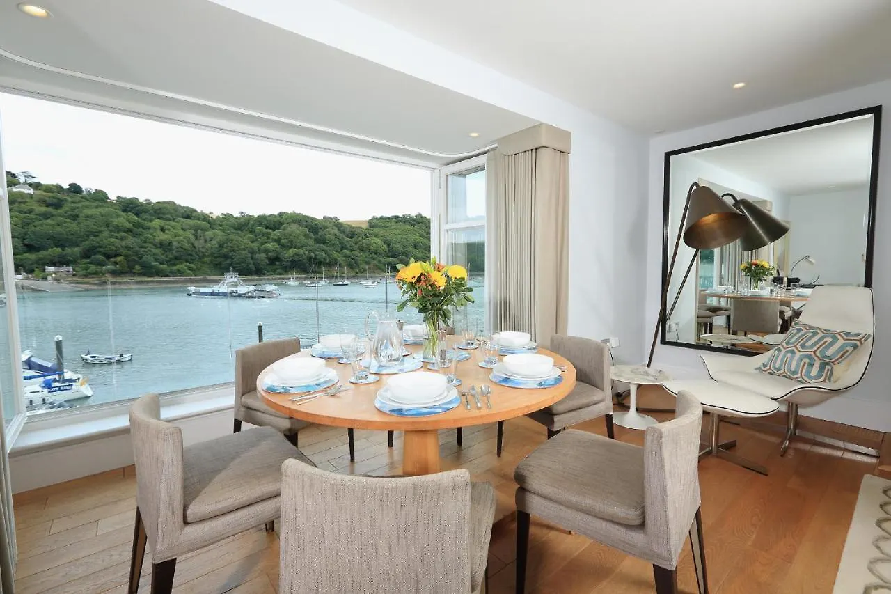 Apartment 9 Dart Marina Dartmouth
