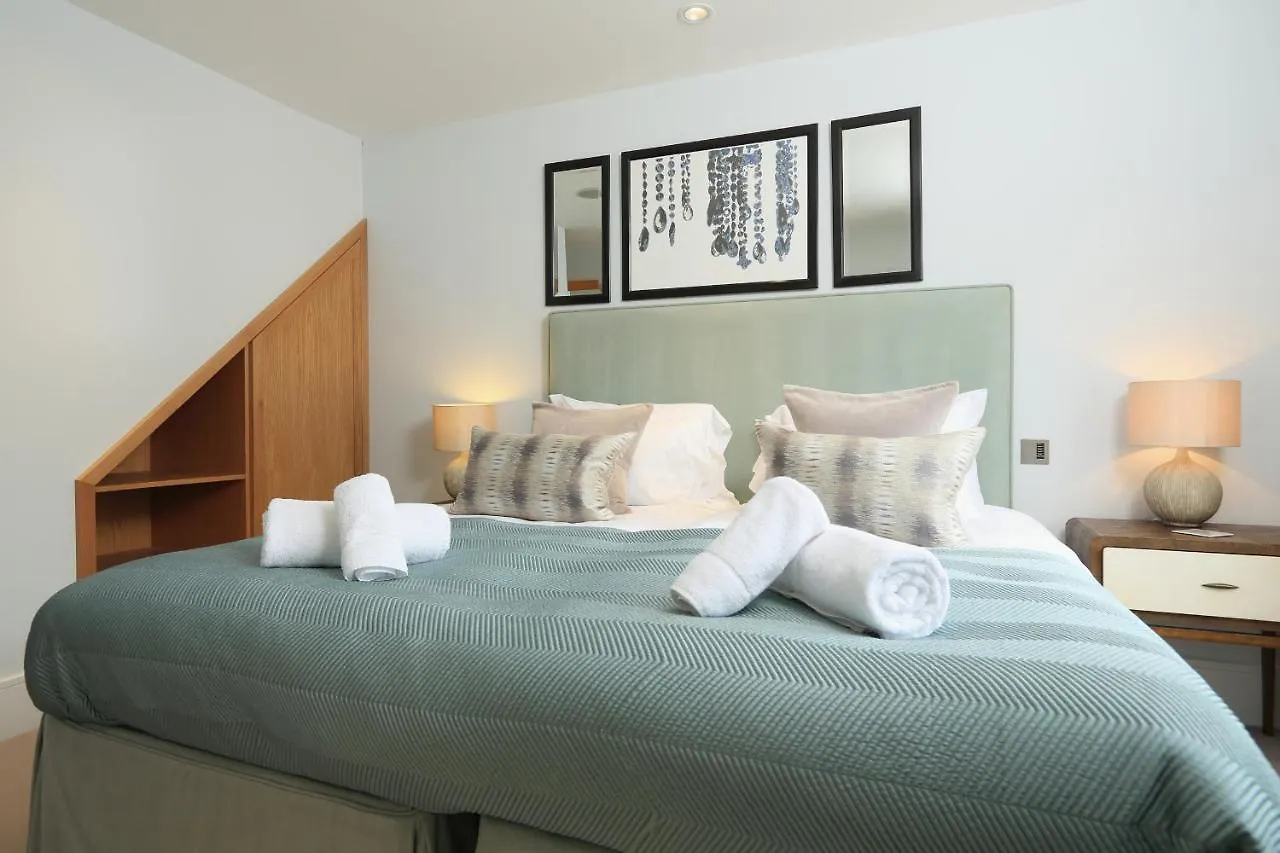 9 Dart Marina Apartment Dartmouth