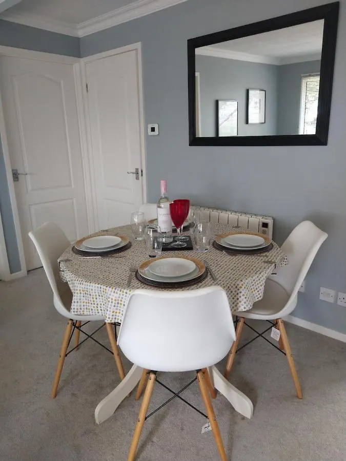 238 Norton Park, 2 Bed With Free Parking Dartmouth
