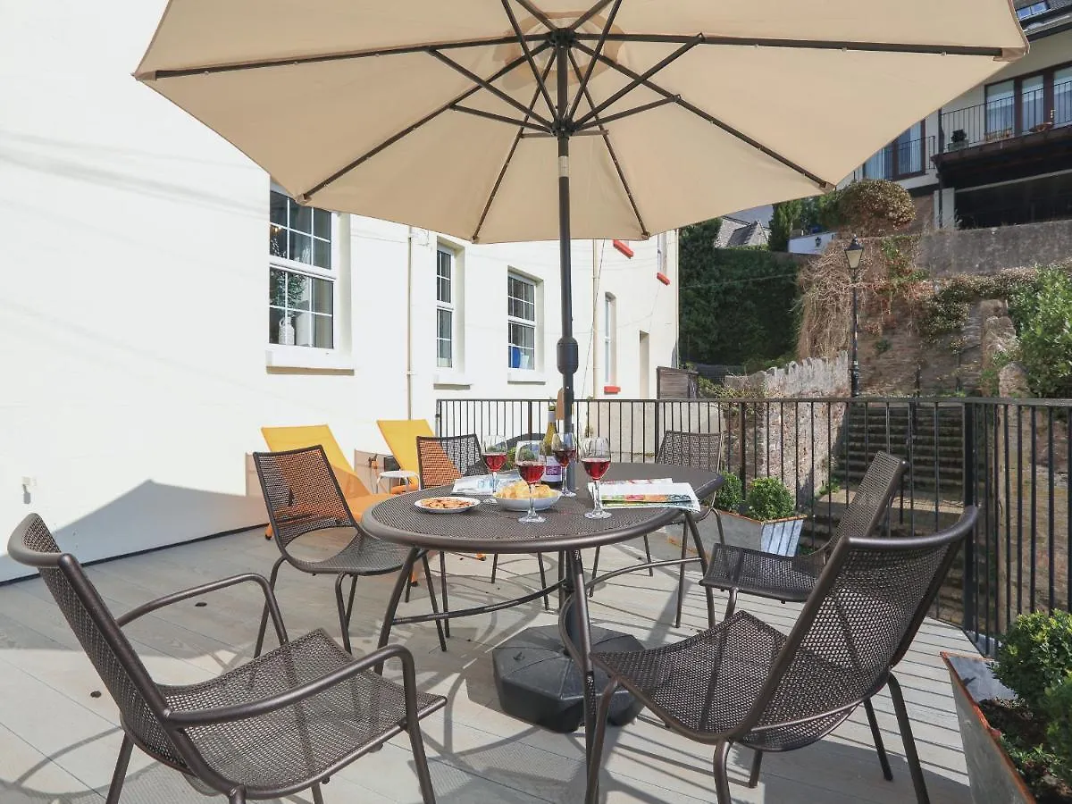 Ferrystone Holiday home *