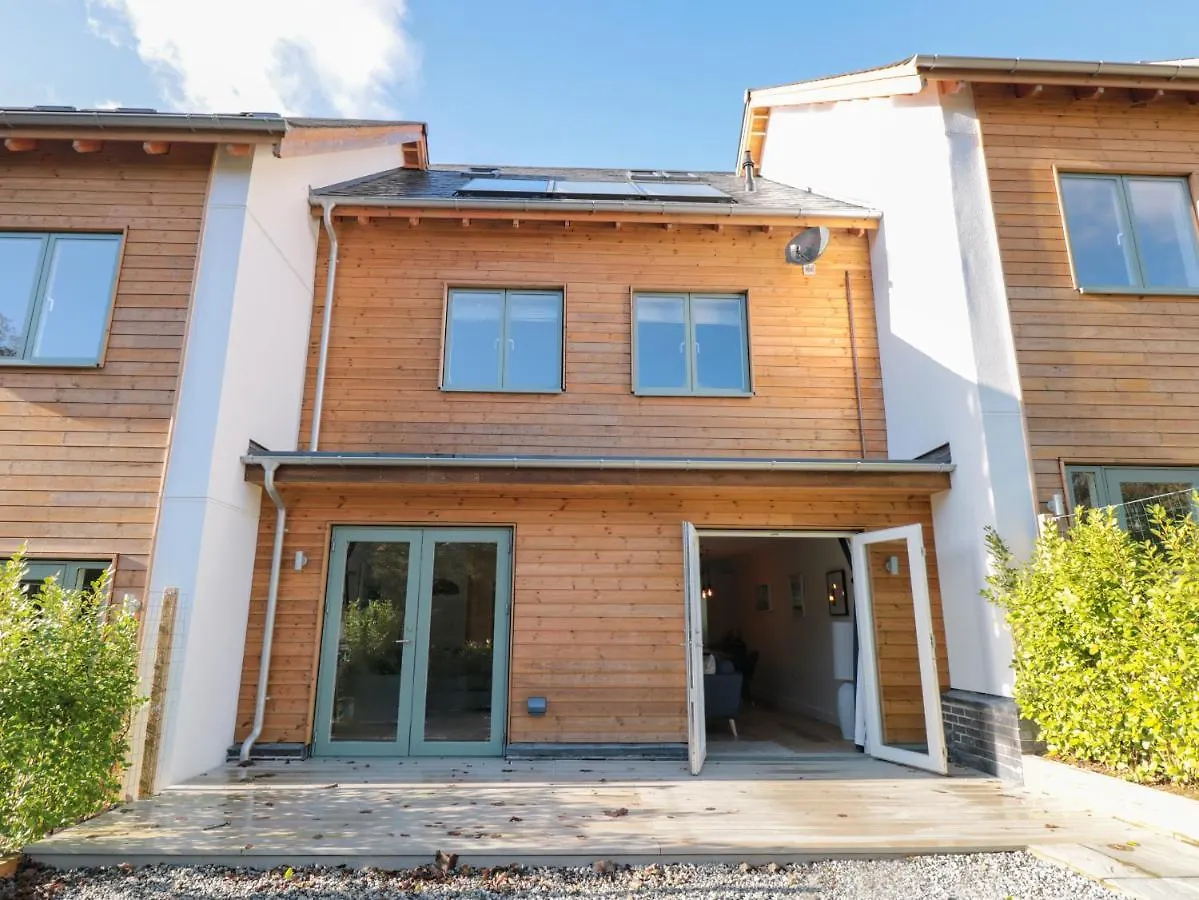 4 Court Terrace, Hillfield Village Holiday home *
