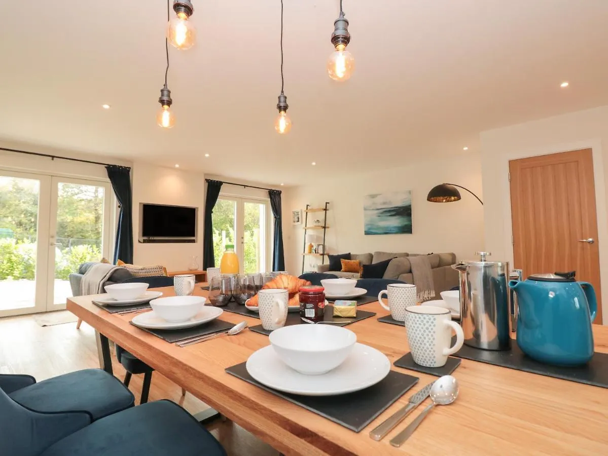 4 Court Terrace, Hillfield Village Holiday home Dartmouth