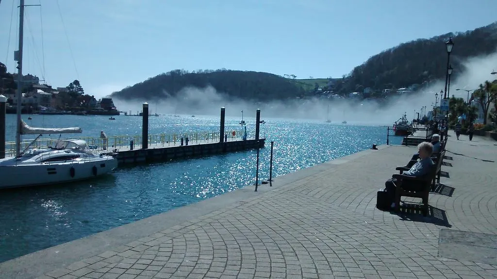 Oxton * Dartmouth