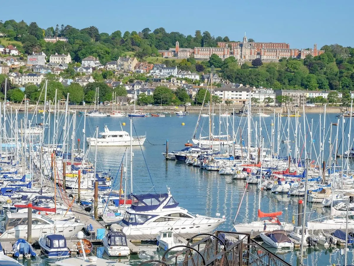 St Saviours Reach Apartment Dartmouth