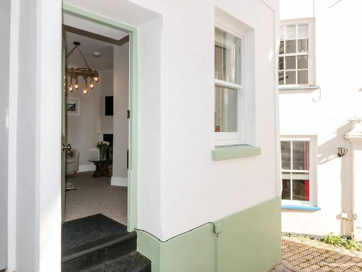 8 Browns Hill Holiday home