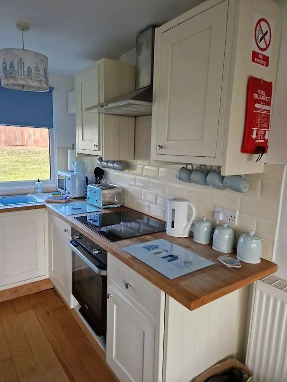 Caldon Sleeps 4 In Wifi Electric Inc Pet Friendly