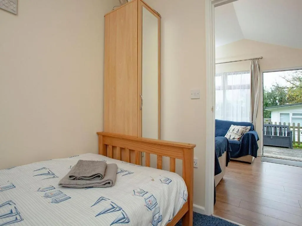 Sunnydaze-detached With 2 Bedrooms And 2 Bathrooms And Private Parking Outside Door * Dartmouth