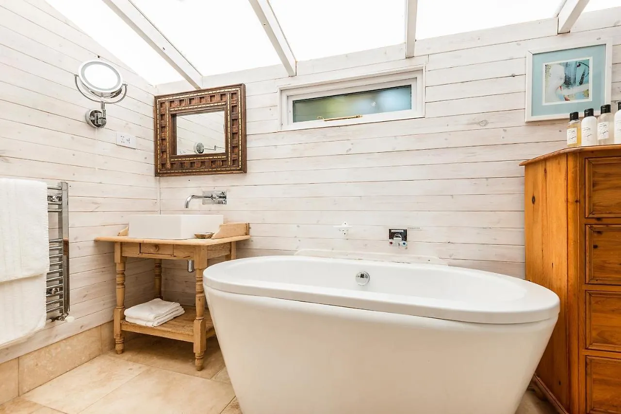 The Folly Holiday home