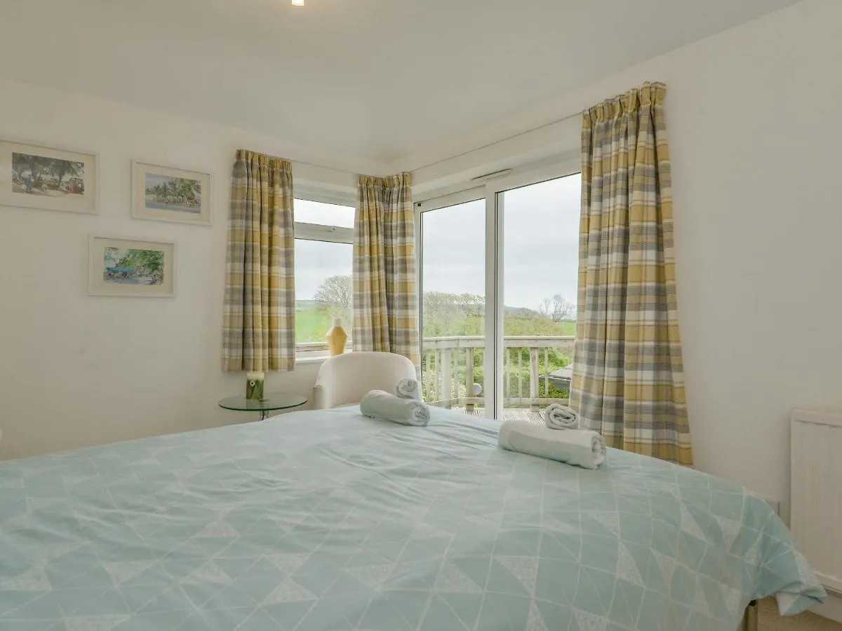 Skerries * Дартмаут