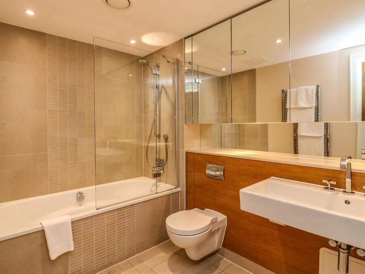30 Dart Marina Apartment *