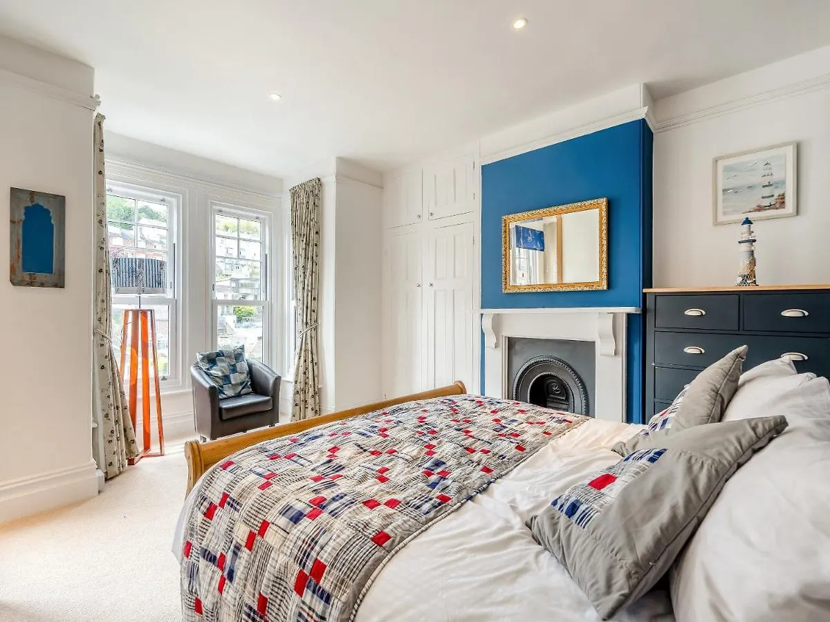 Midships Holiday home