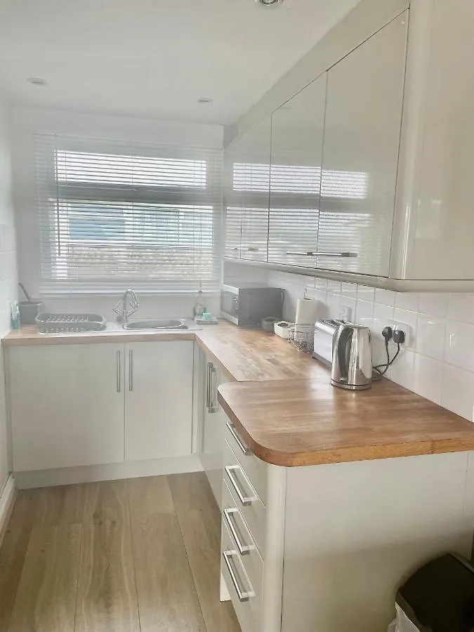 Bonair Spacious Comfortable 2 Bedroom Sleeping 4 Dartmouth