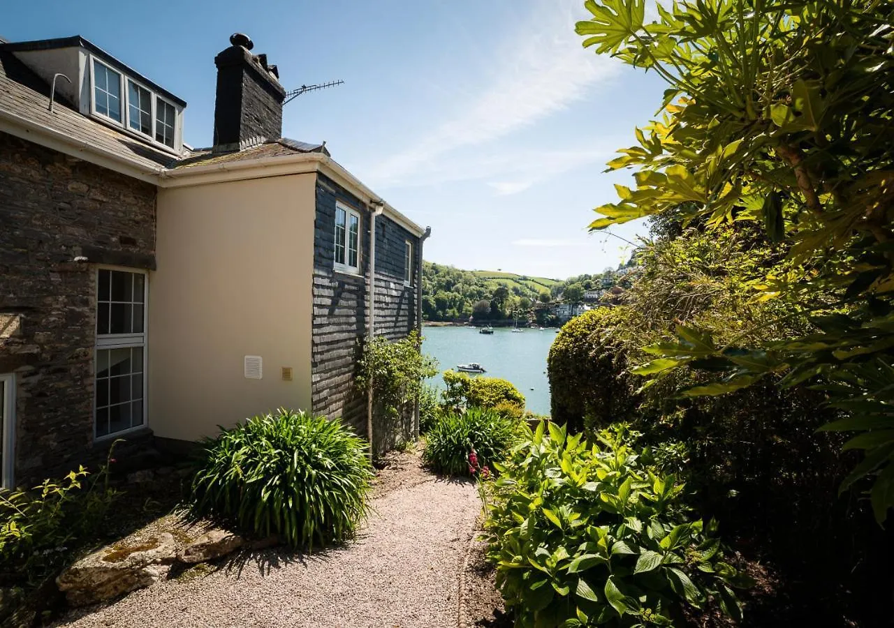Ravenswell * Dartmouth