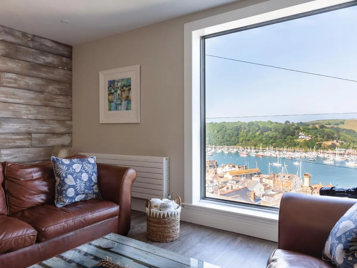 44 Above Town Dartmouth