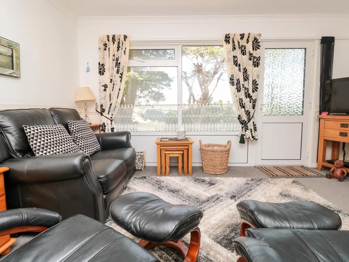 235 Norton Park * Dartmouth