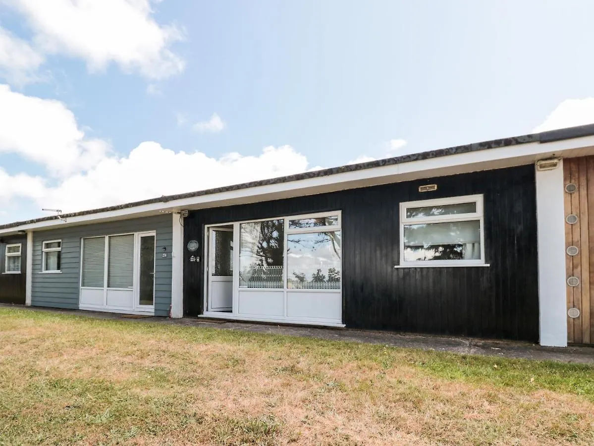 Holiday home 235 Norton Park *