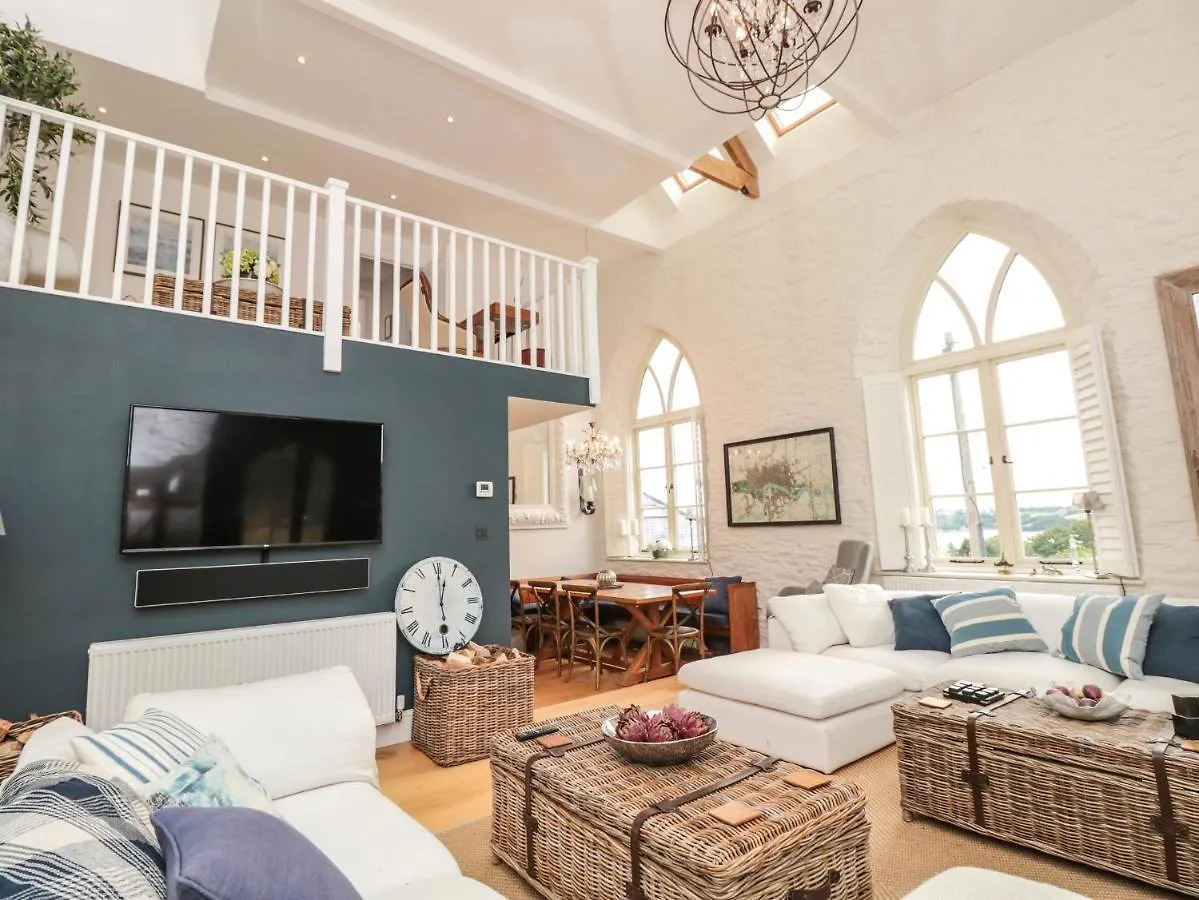 Holiday home The Old Chapel Dartmouth