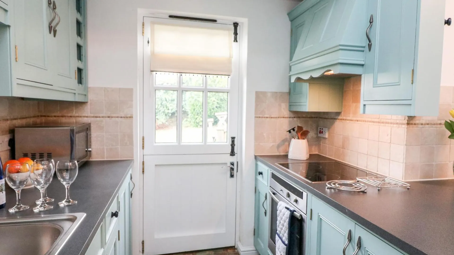 1 Keepers Cottage, Hillfield Village