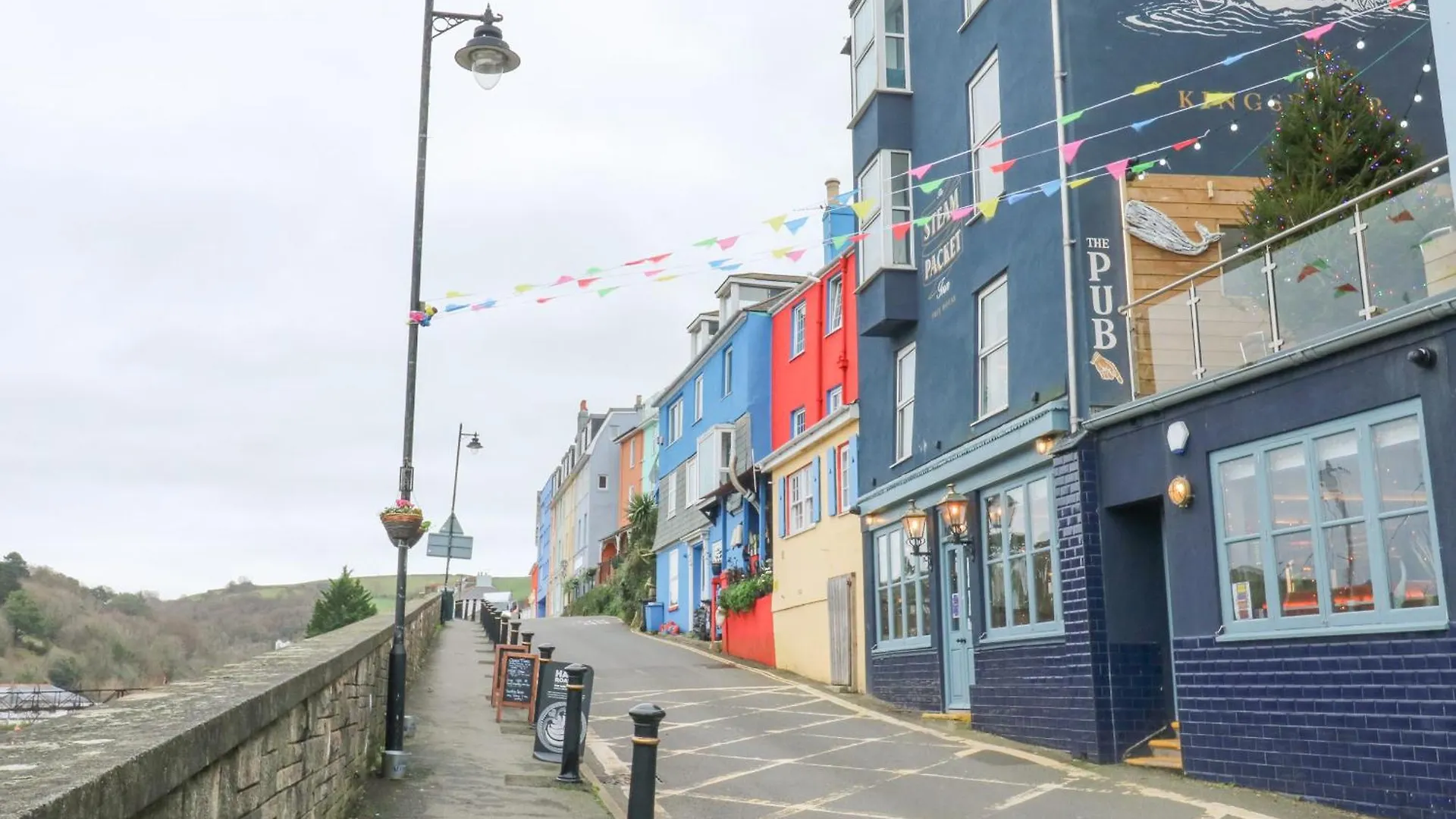 6 Hillside Terrace Dartmouth