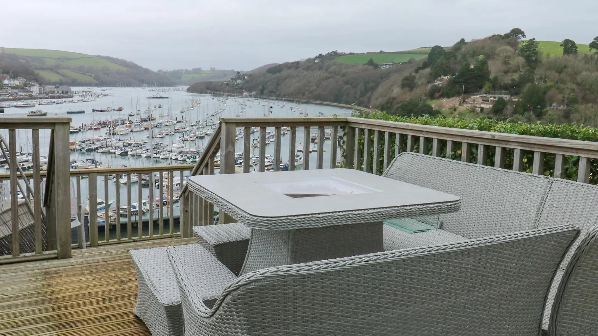 Holiday home 6 Hillside Terrace