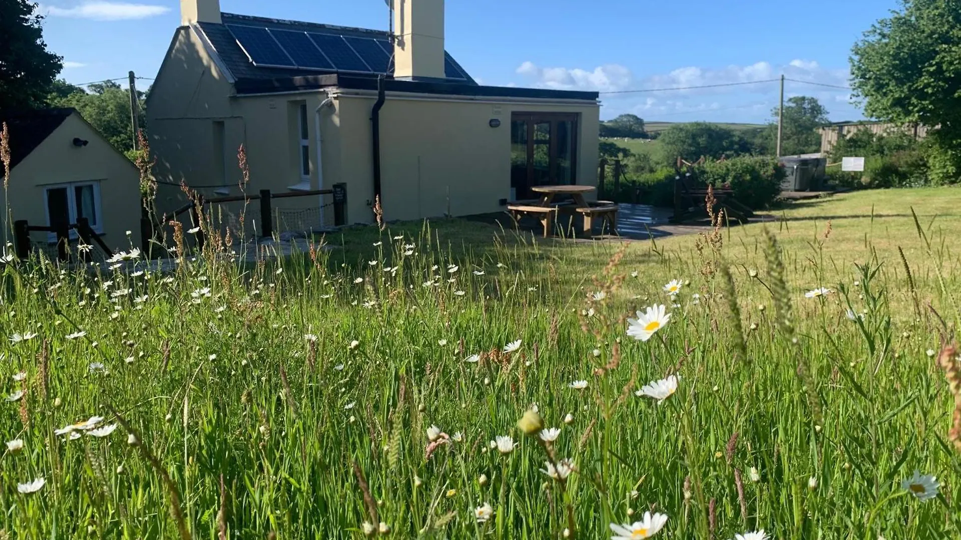 Holiday home Clotted Cream Cottage: Countryside Calm: Close To Beach: Dartmouth: Devon