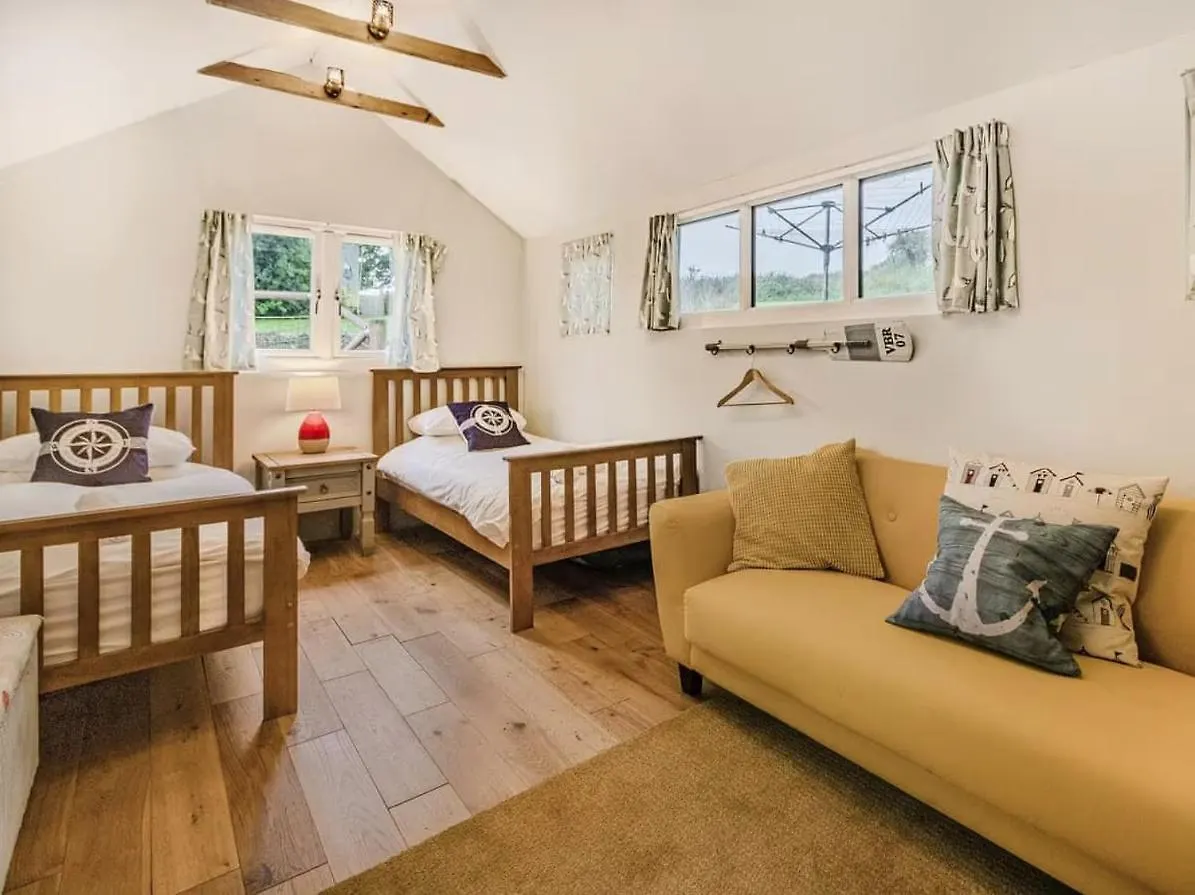 Holiday home Clotted Cream Cottage: Countryside Calm: Close To Beach: Dartmouth: Devon Dartmouth