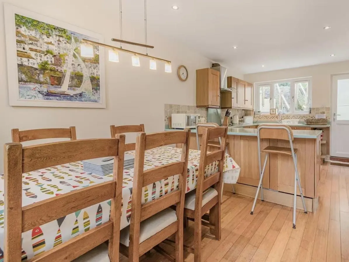 Holiday home Clotted Cream Cottage: Countryside Calm: Close To Beach: Dartmouth: Devon *