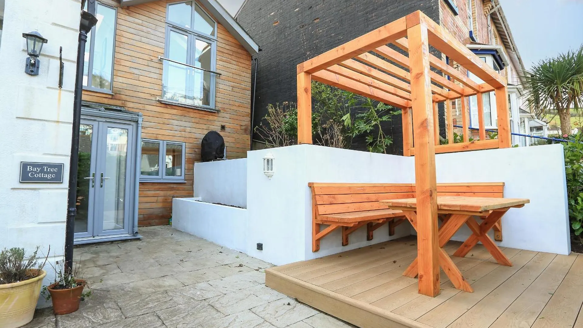Bay Tree Cottage, * Dartmouth