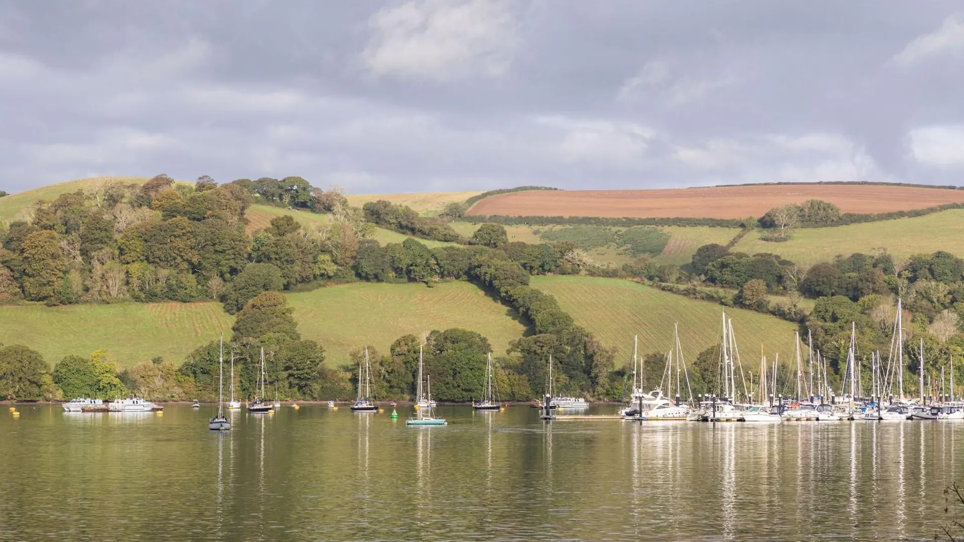 3 Bell Court - Large Close To Historic Market And Quay Holiday home *