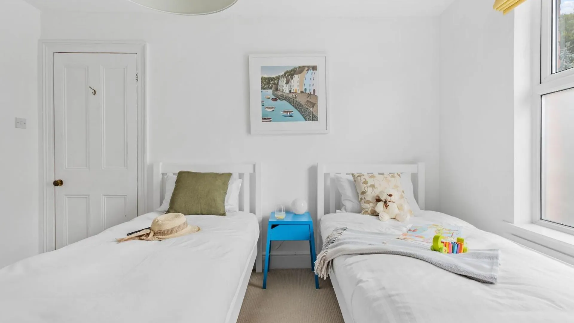 Kessel House - Outstanding Family Home, Close To Town Centre 度假居