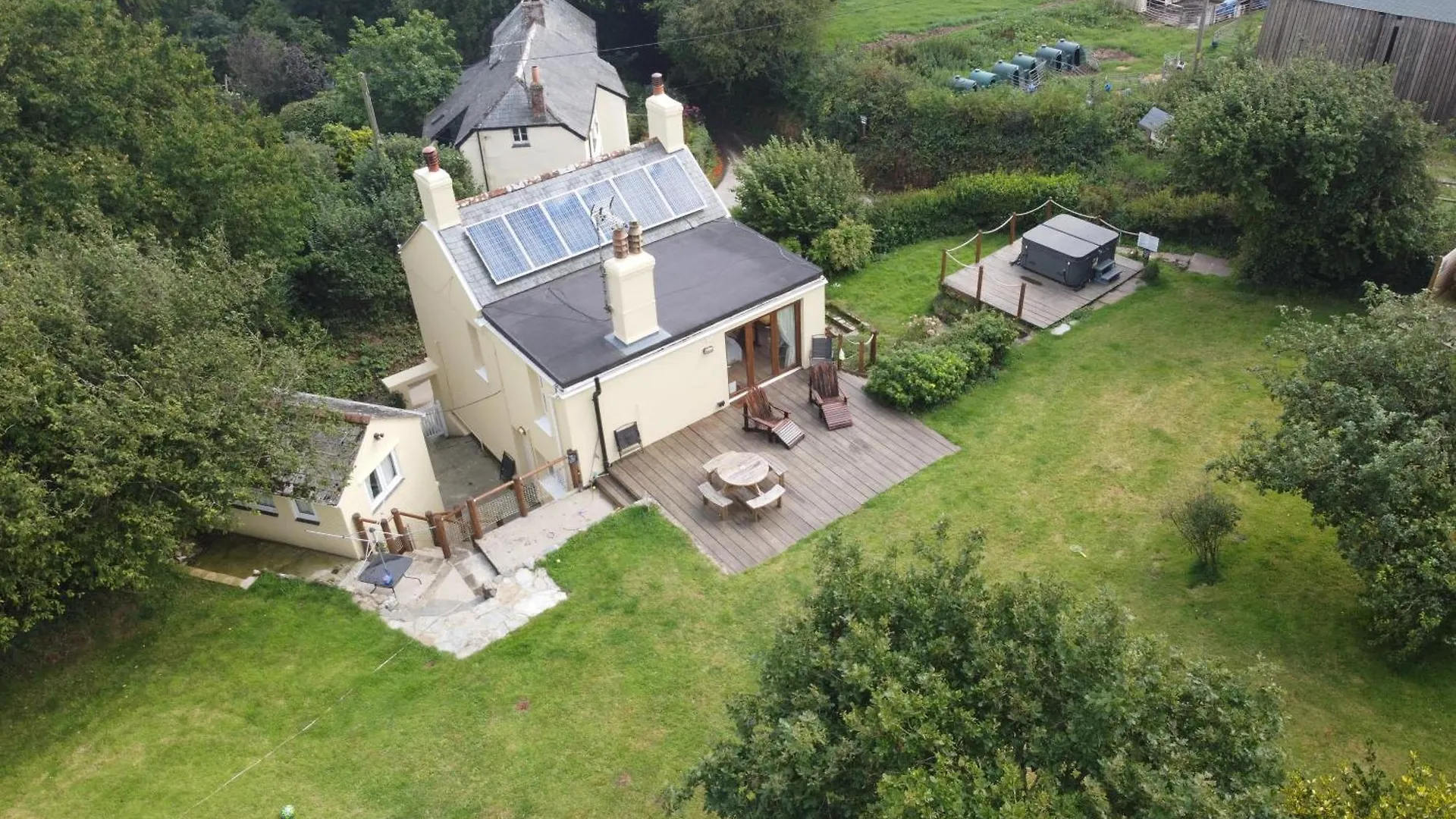 Clotted Cream Cottage: Countryside Calm: Close To Beach: Dartmouth: Devon Dartmouth