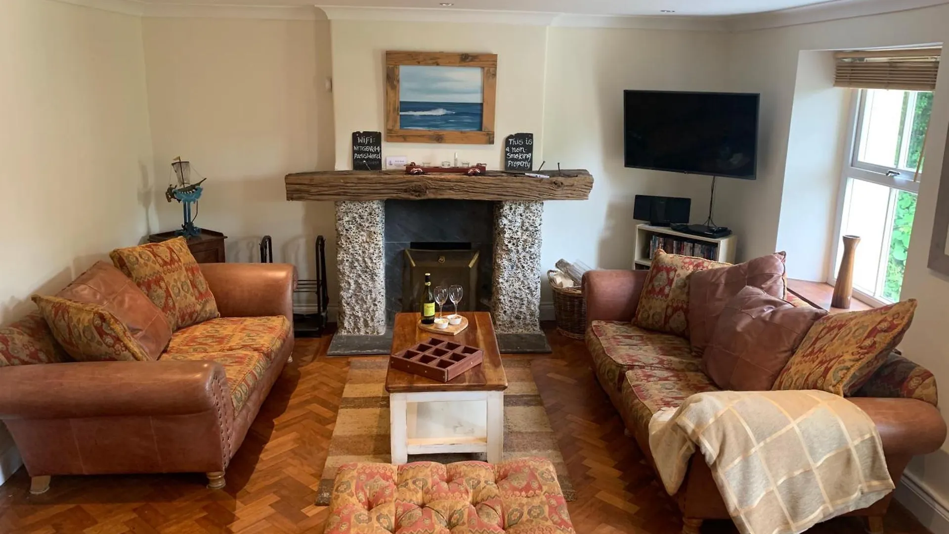 Clotted Cream Cottage: Countryside Calm: Close To Beach: Dartmouth: Devon Holiday home