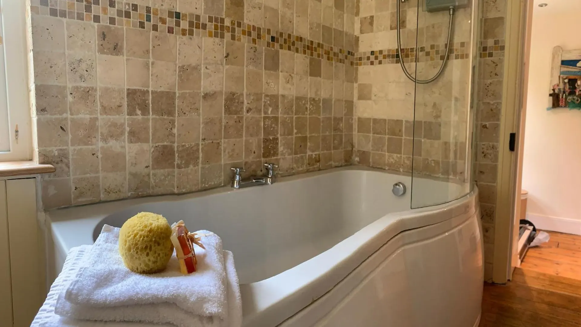 Clotted Cream Cottage: Countryside Calm: Close To Beach: Dartmouth: Devon *