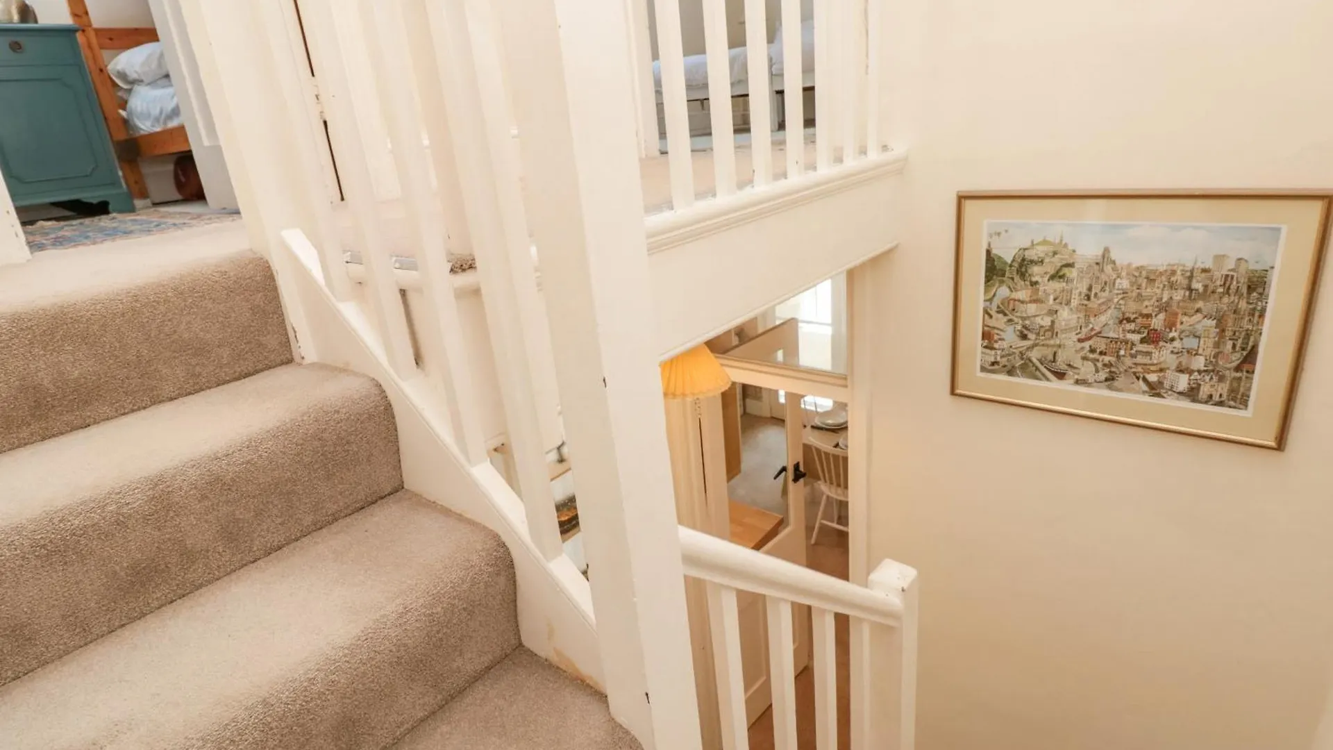 29b Lower Street *