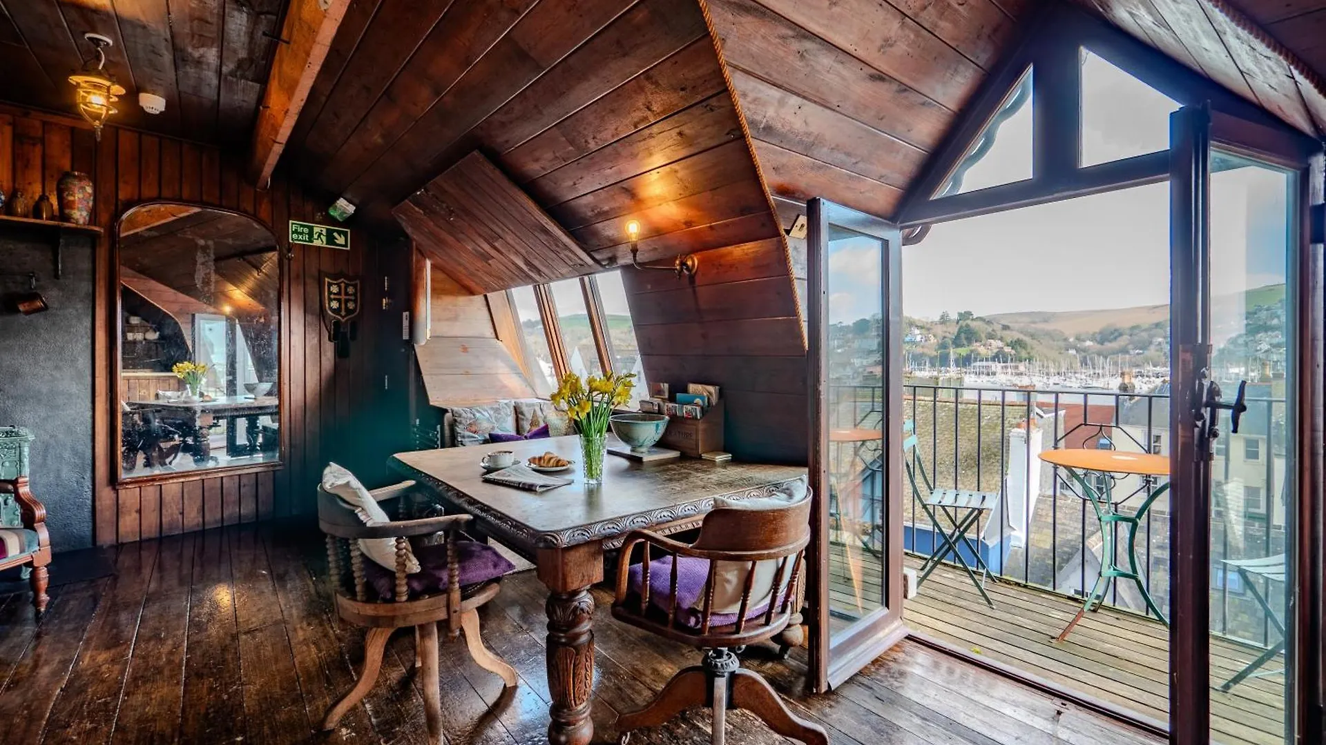 River View Apartment With Parking & Balcony Dartmouth