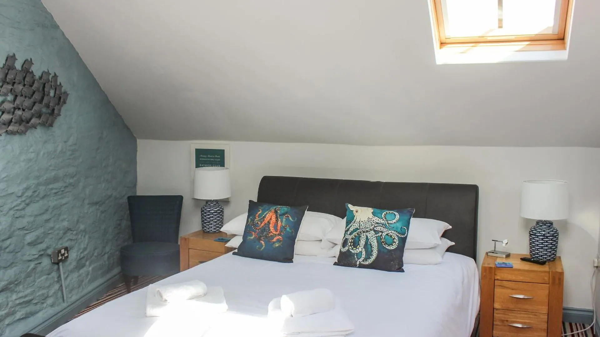 6 The Sail Loft Apartment