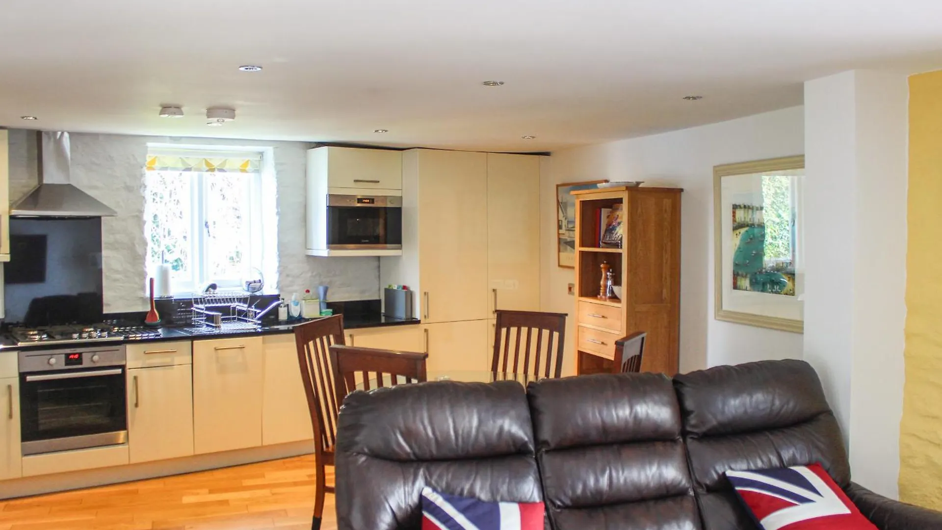 6 The Sail Loft