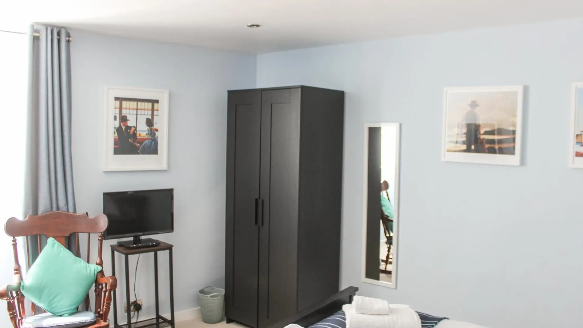 Apartment 34a Clarence Street
