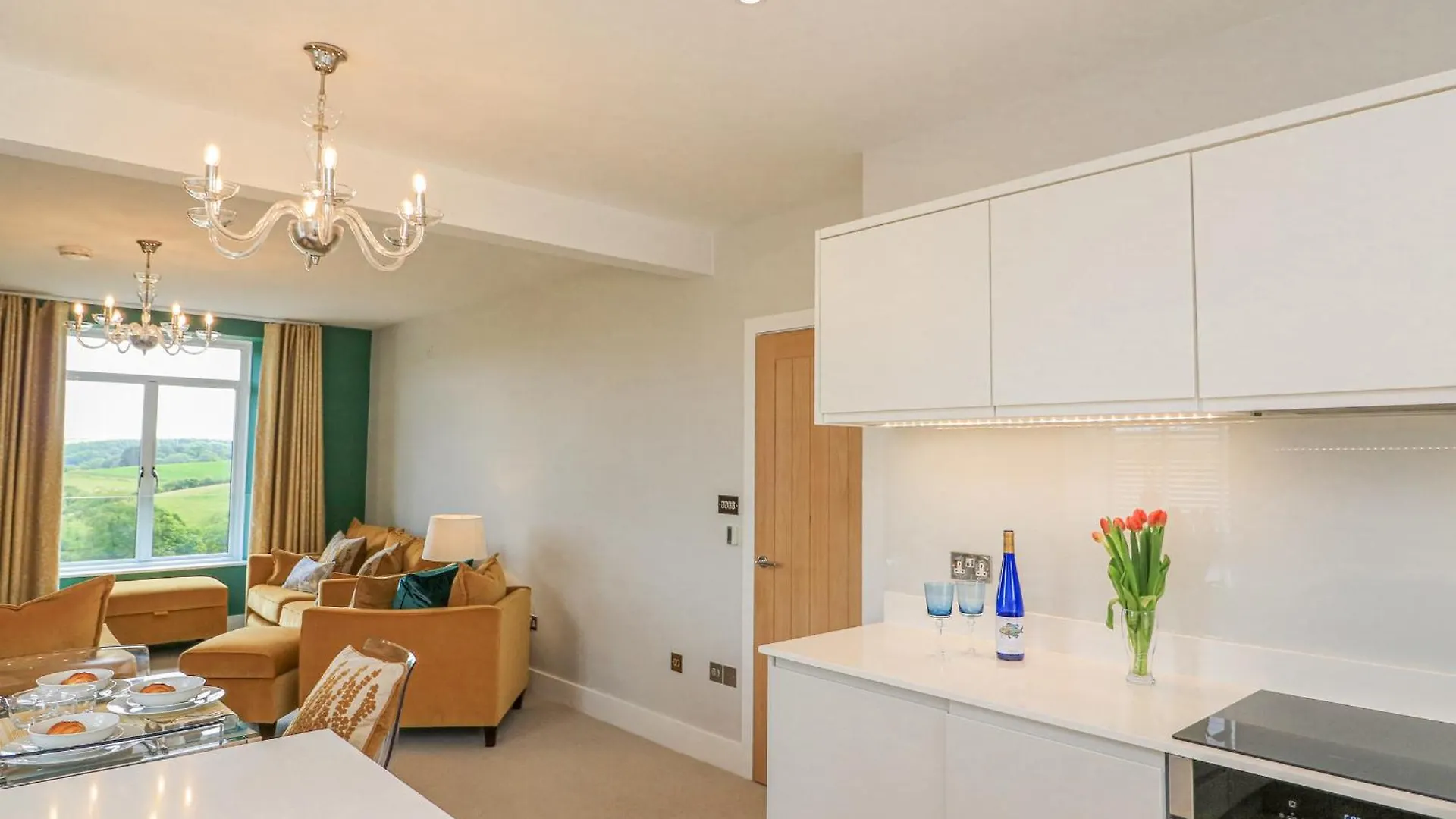 4 The Manor House Hillfield Village Apartment *