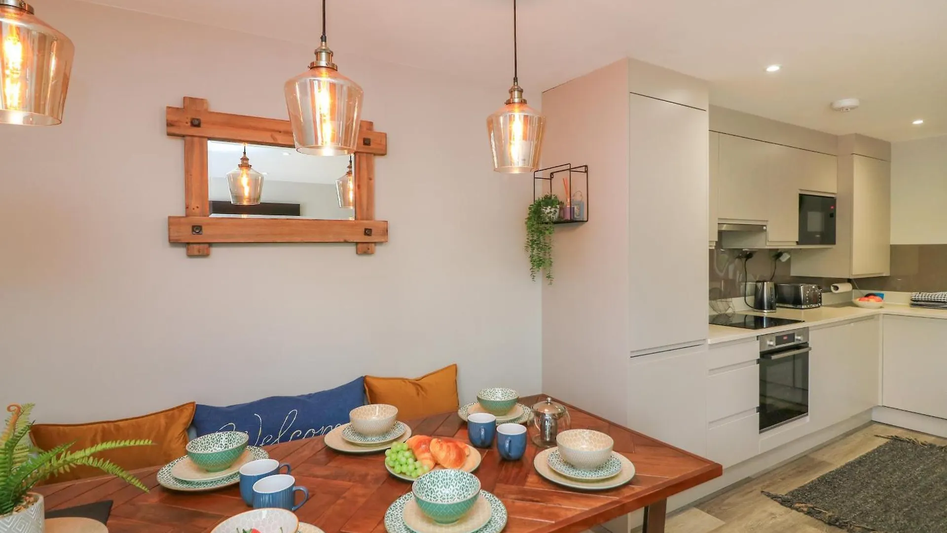 2 De Courcey House Apartment *